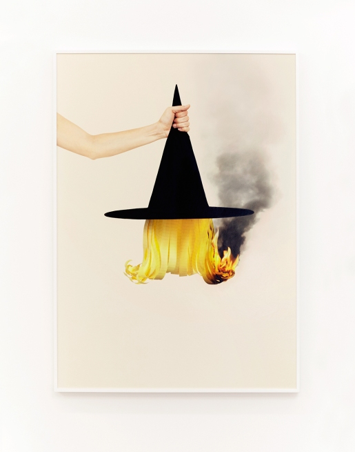 Uh‐Huh (Witch Hat)